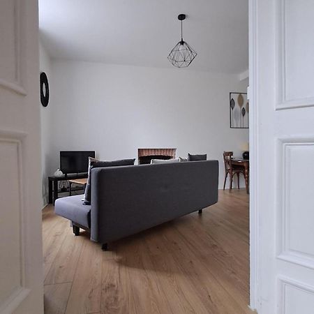 Appartement Confort Deux Etoiles ドール エクステリア 写真